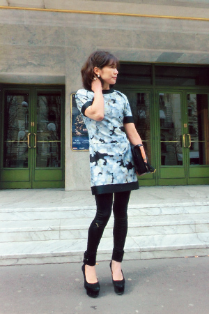 ako's style
