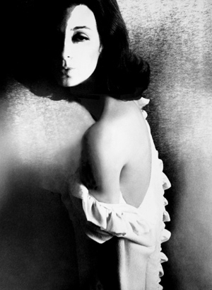 Signature of Elegance – Works by Lillian Bassman Chanel, Nexus, and Hall Presents
