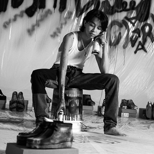 YOSHIが「Clarks ORIGINALS」とコラボ