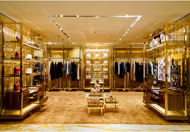 Dolce&Gabbana」が伊勢丹新宿店4階に！日本限定色バッグ先行発売