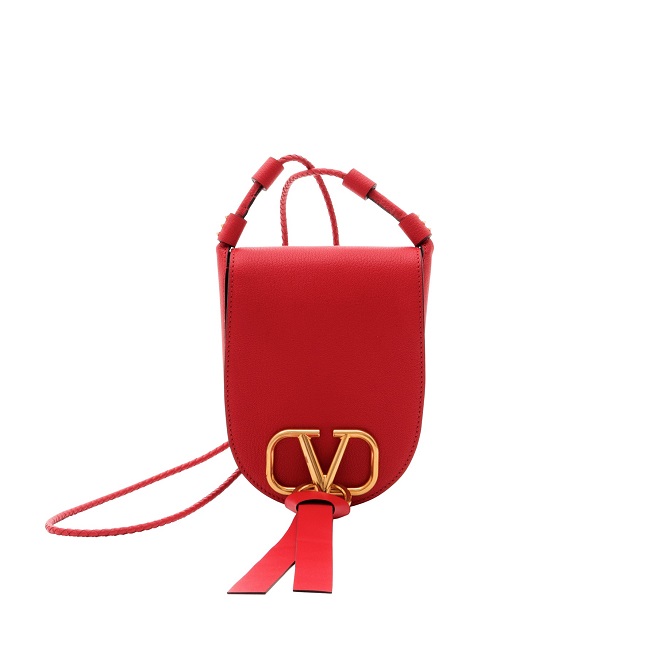 Valentino Garavani」60年代ロゴがモチーフの新作“VRING-Vリング”が ...