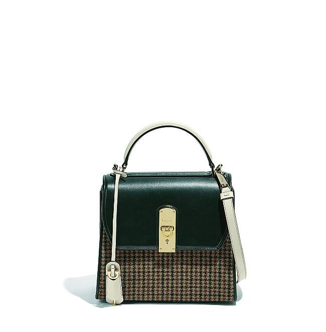 Salvatore Ferragamo」から新アイコン“Boxyz”がお目見え | Numero TOKYO