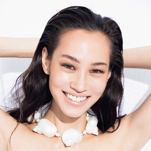 水原希子主演ドラマで旅の追体験を！ | Numero TOKYO