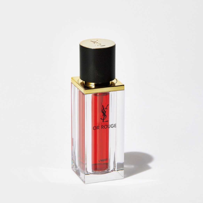 女を美しくするサフランの“赤”のパワーを凝縮。 オールージュ ユイル N［30ml］￥35,000（10月2日発売）／ Yves Saint Laurent（イヴ・サンローラン・ボーテ 0120-526-333）