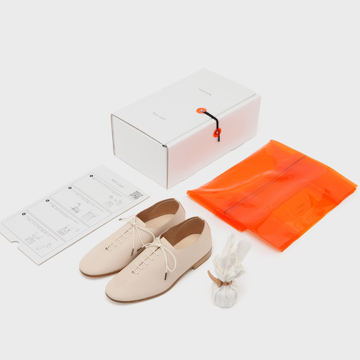 靴 Hender Scheme foot cast Hender Scheme」が自分の足からシューズを成型できる「foot cast」を