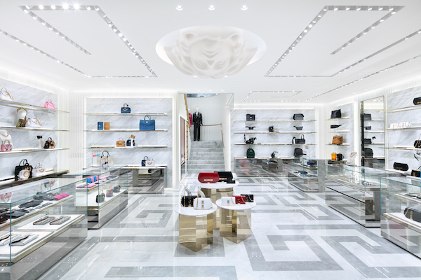 Versace」の新フラッグシップストアが銀座にオープン | Numero TOKYO