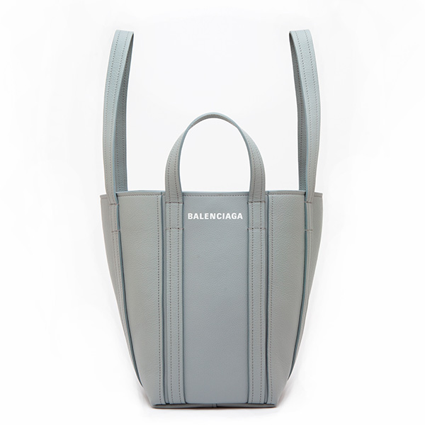 Balenciaga」の新作バッグ | Numero TOKYO