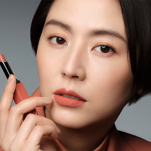 長澤まさみがNARS『パワーマット リップスティック』のキャンペーン