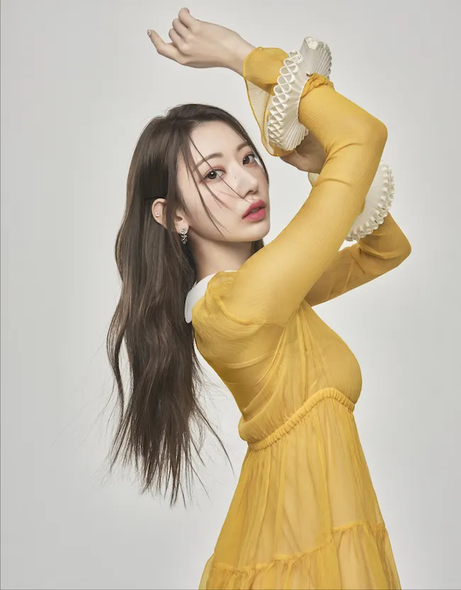 LE SSERAFIM：SAKURA（サクラ）に一問一答 | Numero TOKYO