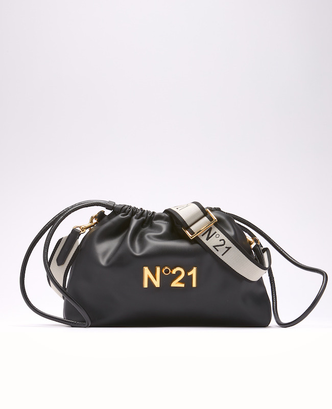 N21」の人気バッグを計2名様にプレゼント！ | Numero TOKYO