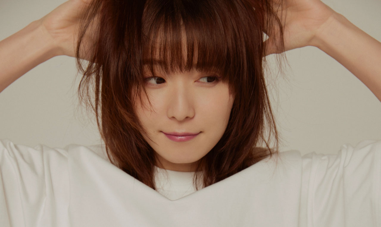 Special Page】松岡茉優初めての著書『ほんまつ』2023.11.17発売 Special Page】松岡茉優初めての著書『ほんまつ』2023.11.17発売