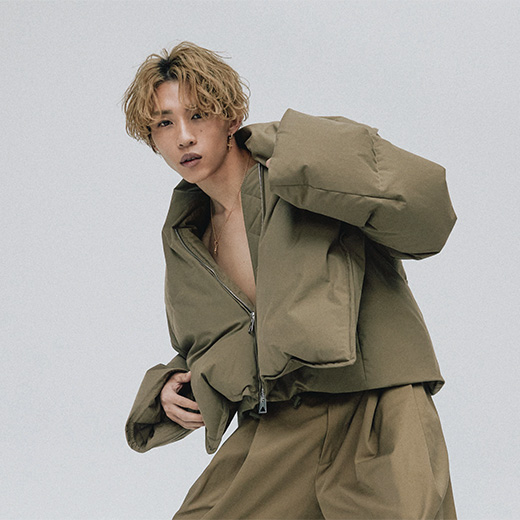 インタビュー】平野莉玖、パワフルな挑戦のはじまり | Numero TOKYO