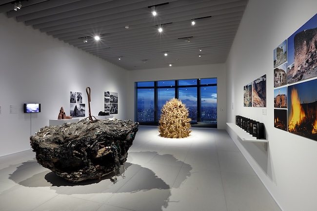 展示風景：「私たちのエコロジー：地球という惑星を生きるために」森美術館（東京）2023-2024年 撮影：木奥惠三 画像提供：森美術館
