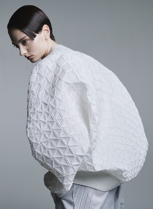 A-POC ABLE ISSEY MIYAKE + Nature Architects「TYPE-V Nature Architects project」　©️ ISSEY MIYAKE INC.