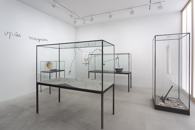 Exhibition view of Anselm Kiefer: OPUS MAGNUM at Fergus McCaffrey Tokyo, April 2024 ©Anselm Kiefer. Courtesy of Fergus McCaffrey.）