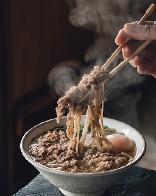 「名物！肉そば温泉玉子」￥1,500