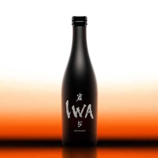 ドン ペリニヨンの元醸造最高責任者が創立した富山発の日本酒「IWA 5」から最新のアッサンブラージュが発売！