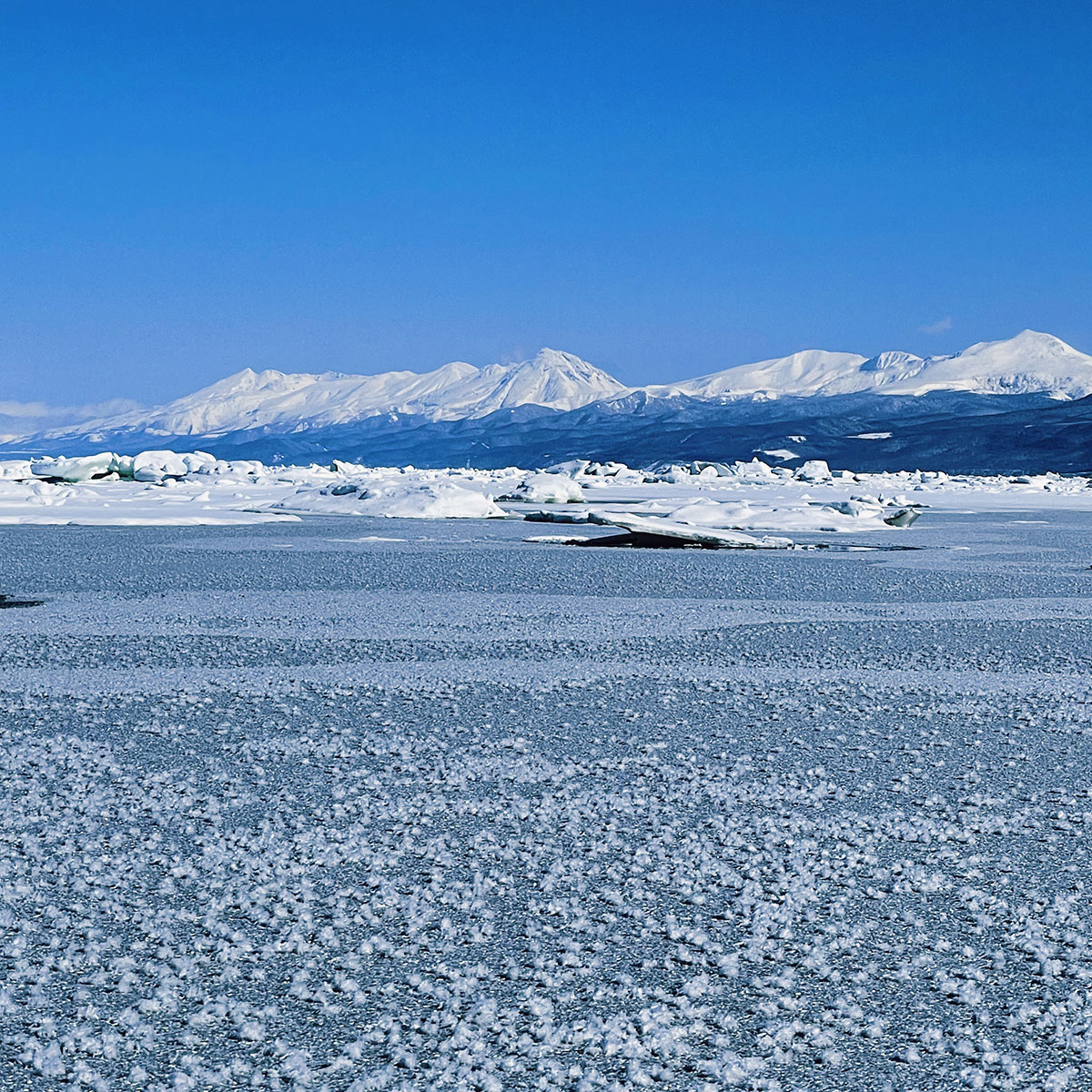 マイナス10度の世界！　オホーツク海で流氷SUP