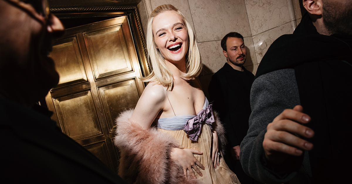 エル・ファニング「常に自分を驚かせ続けたい」｜2025年、新時代を創る