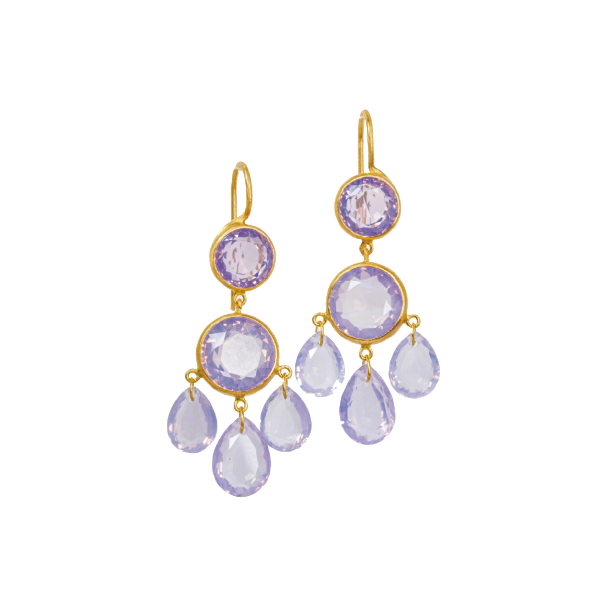 ピアス¥396,000/Marie-Hélène de Taillac(エムアッシュテ)