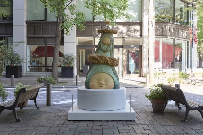 中村萌 日本 『Whirling Journey』2025 ブロンズ、ウレタン塗料、油絵具、金箔