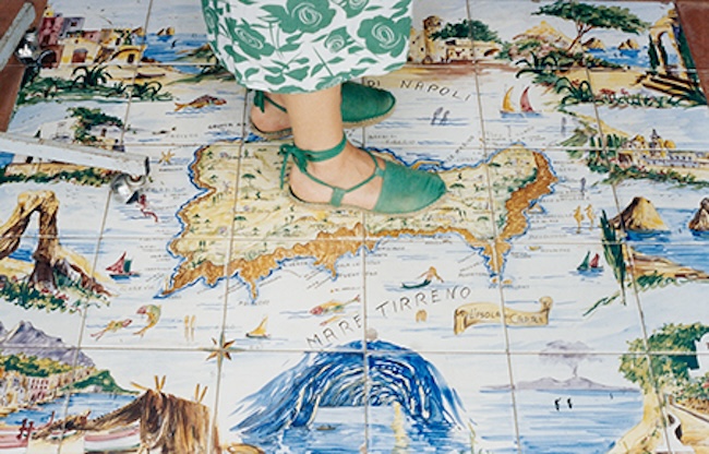 ルイジ・ギッリ《カプリ、1981》〈イタリアの風景〉より 1981年 ©Heirs of Luigi Ghirri