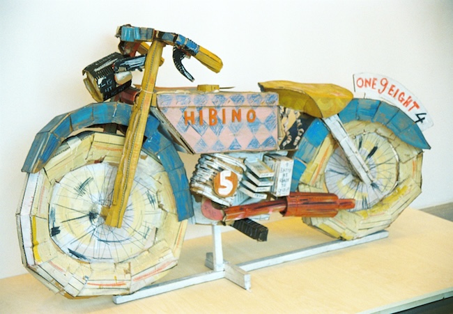 「オートバイ」（1984）撮影：竹内裕二