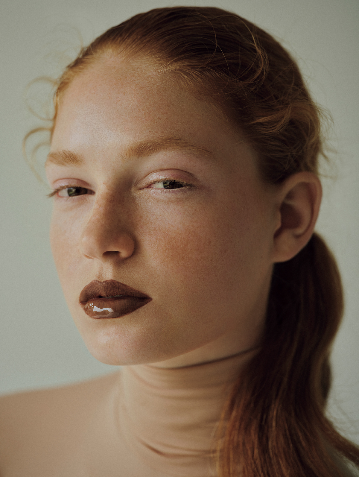 ドレス￥79,200／Harunobumurata（ザ・ウォール ショールーム）