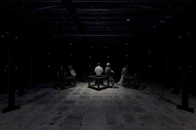 「sakamotocommon OSAKA 1970/2025/大阪/坂本龍一」VS.、2025年 ©2025 KAB Inc., VS. Joint Partnership 撮影:浅野豪