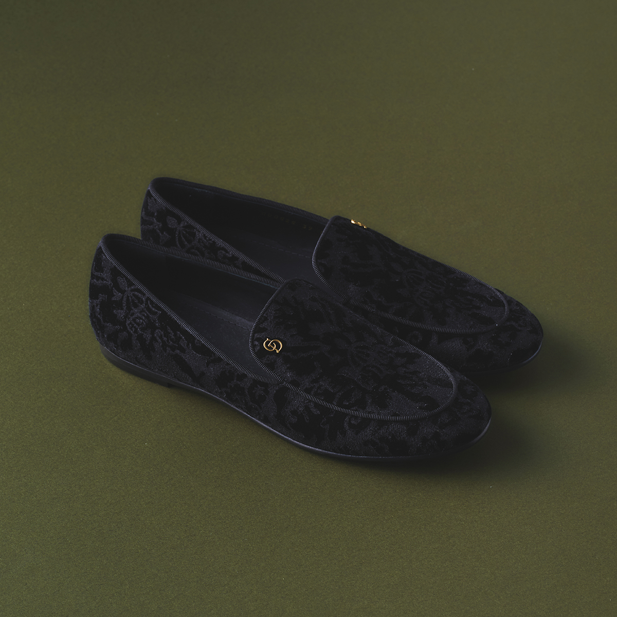 ローファー￥195,000／Dior（クリスチャン ディオール 0120-02-1947）