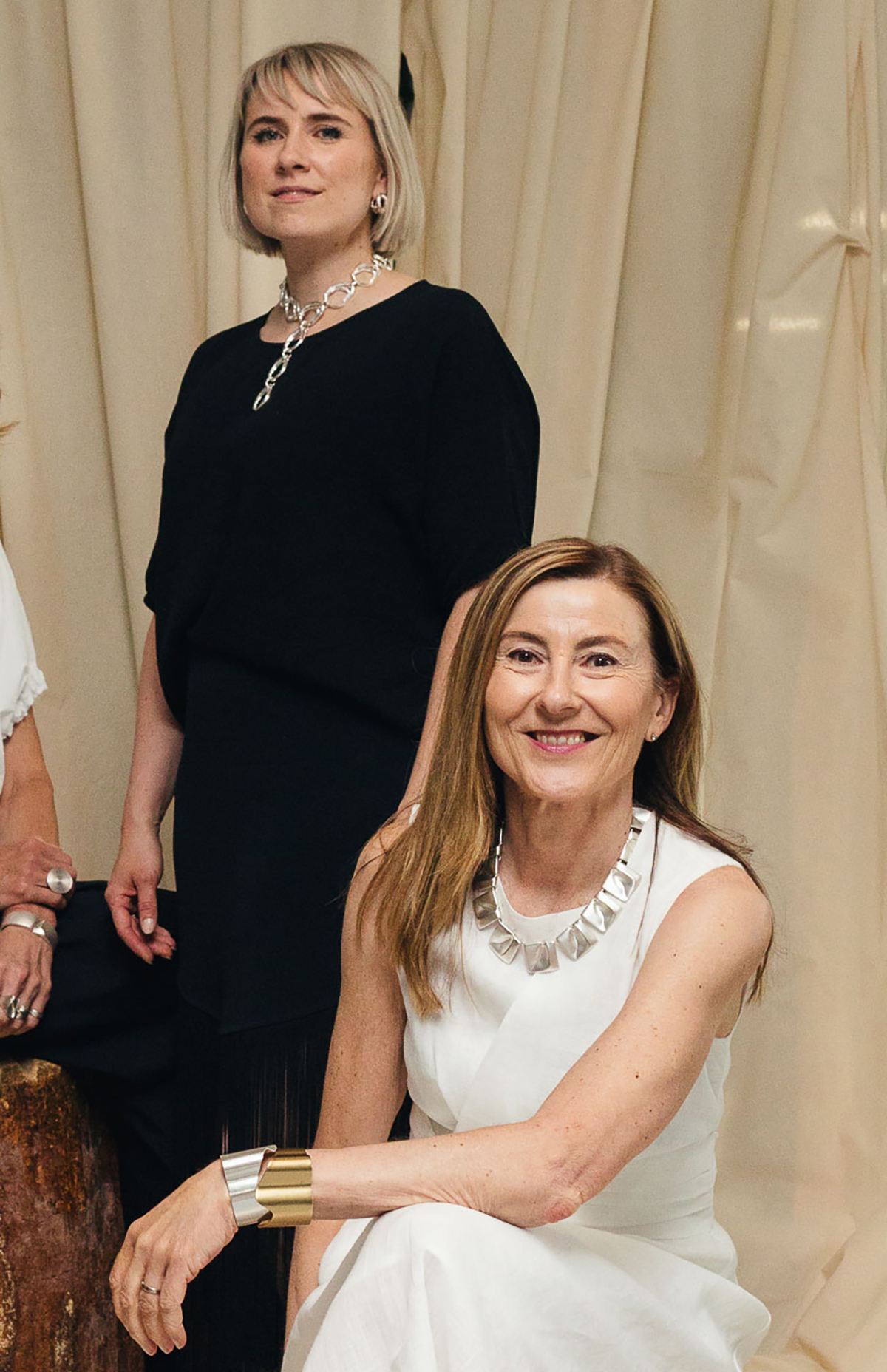 CEO キルシ・パーッカリ(右)とクリエイティブディレクター アイノ・アールネース