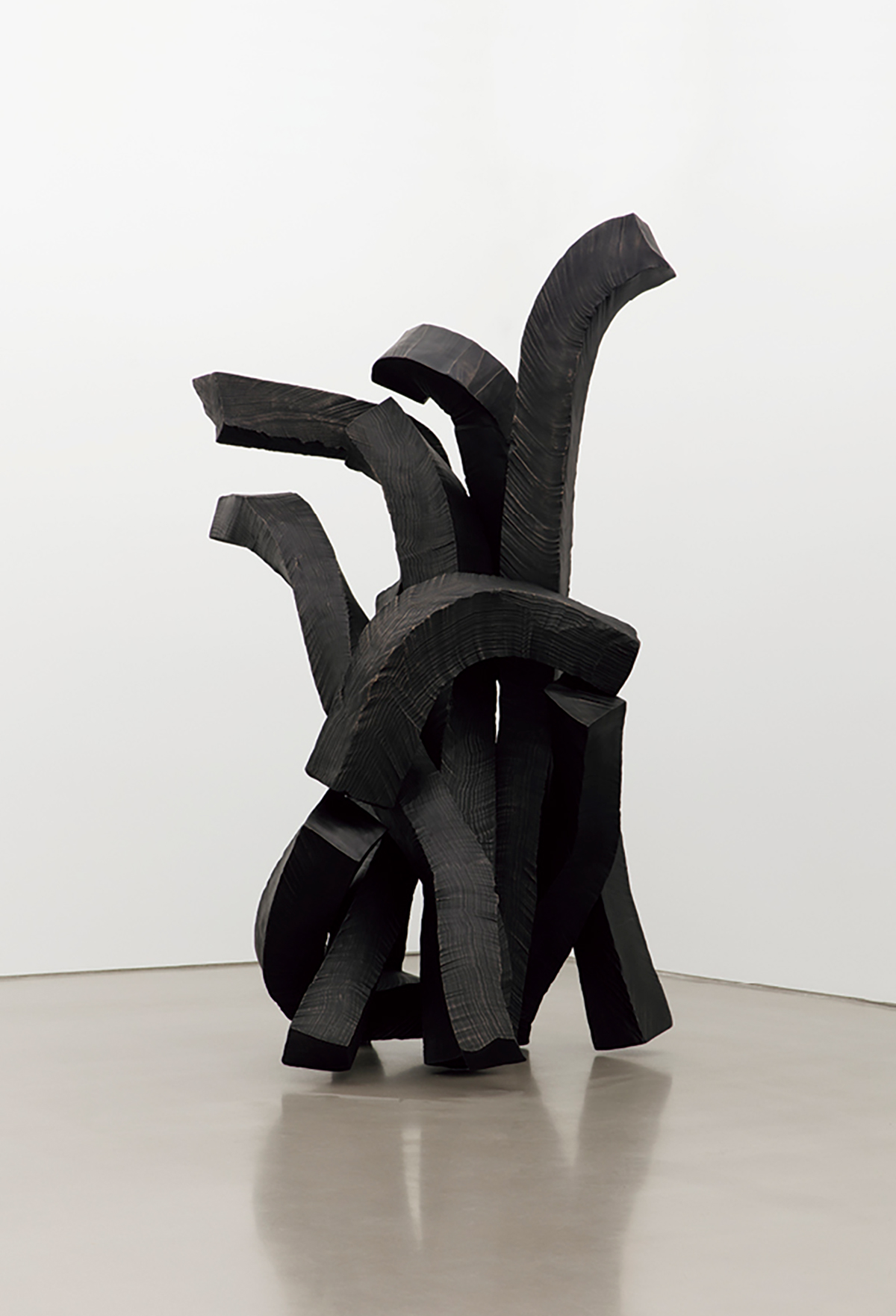 リー・ベー『Brushstroke』2024年 Courtesy of the artist and Perrotin