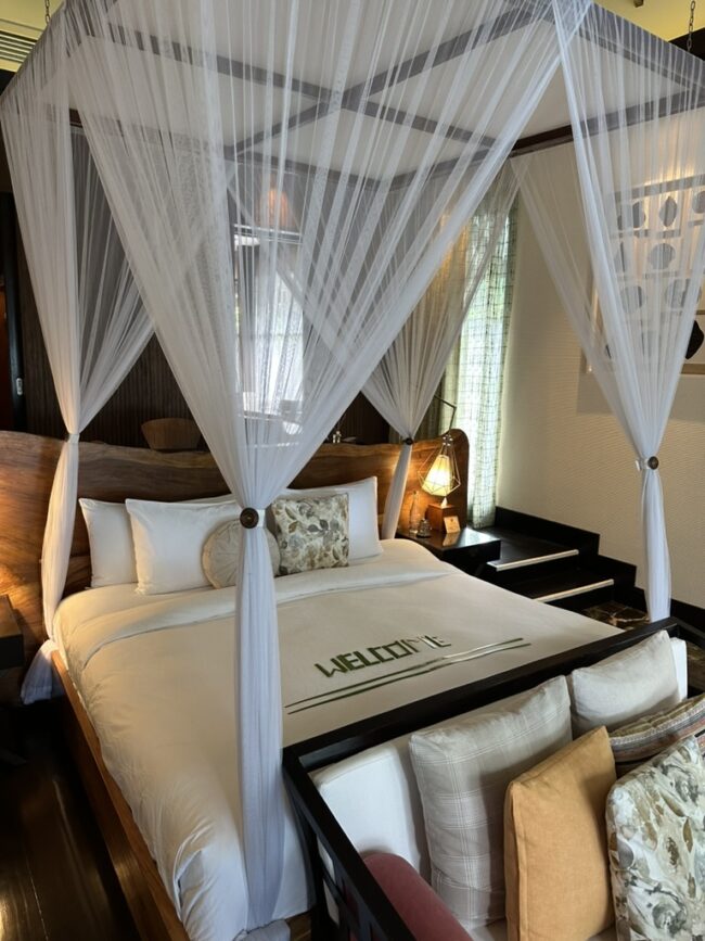 葉っぱで描いた「WELLCOME」にも旅の疲れを癒されました。