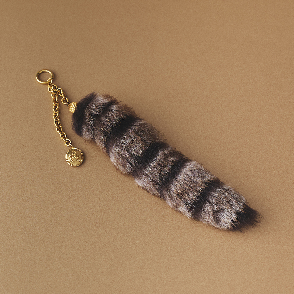 チャーム￥122,100／Chloé（クロエ カスタマーリレーションズ 03-4226-3883）