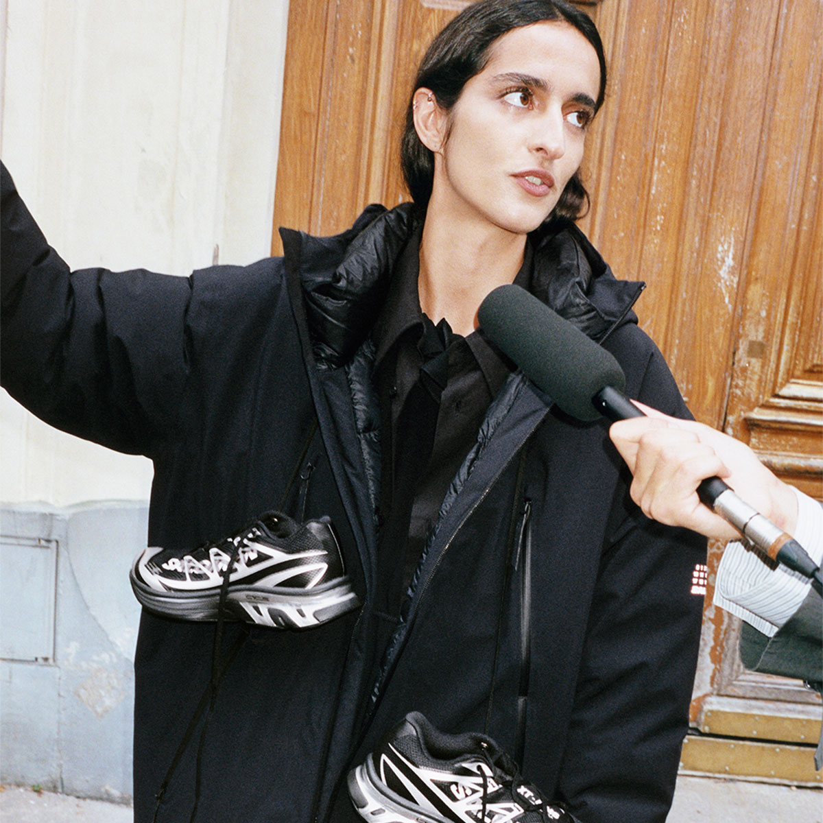 エムエム6 メゾン マルジェラ」と「サロモン」の2025年秋冬カプセル