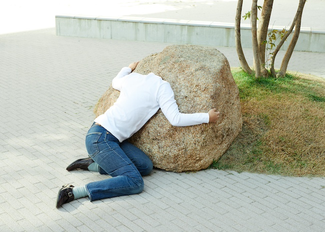 黒川岳『石を聴く』(2022年) photo:鈴木陽介