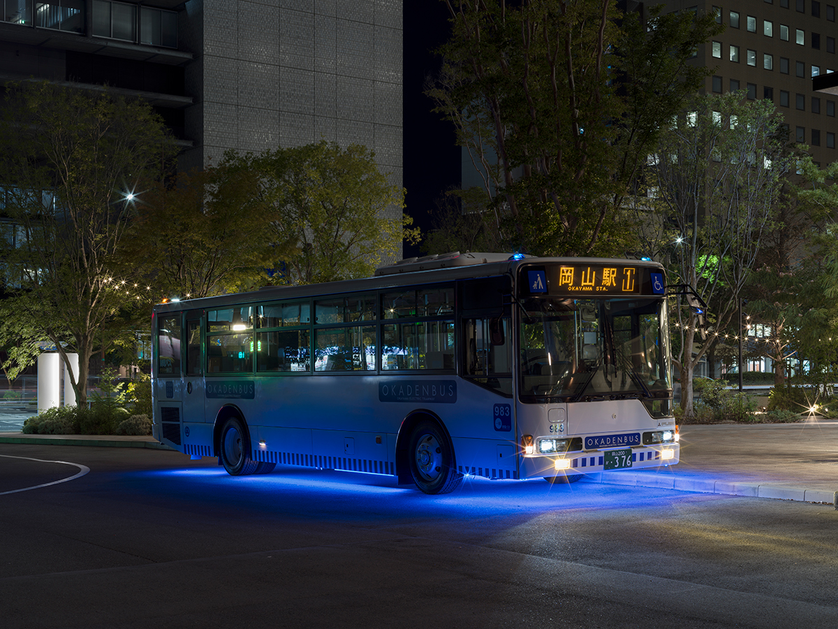 ジェームズ・チンランド『レインボーバスライン』2025年 Courtesy of the artist ©2025岡山芸術交流実行委員会 撮影:市川靖史 ©︎岡山芸術交流2025