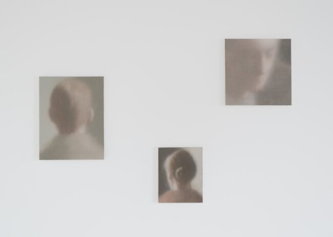 企画展 The Viewing room 03「TRANSIENT ENCOUNTER」展示風景(GALLERY crossing)2024