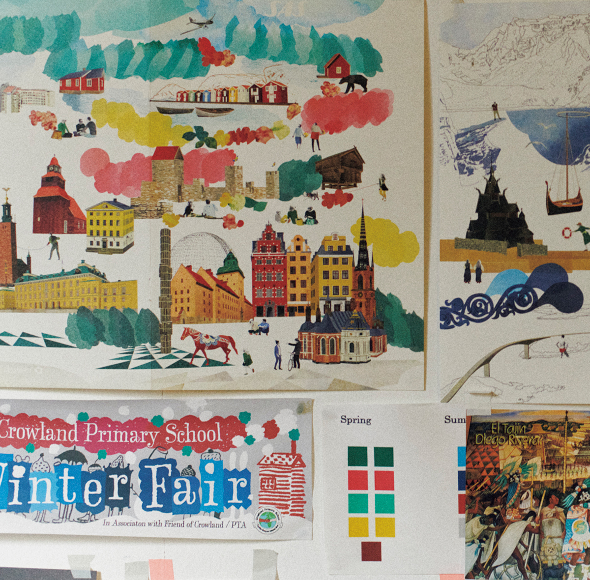 自らの作品と配色を抽出したイメージソースを並べて。