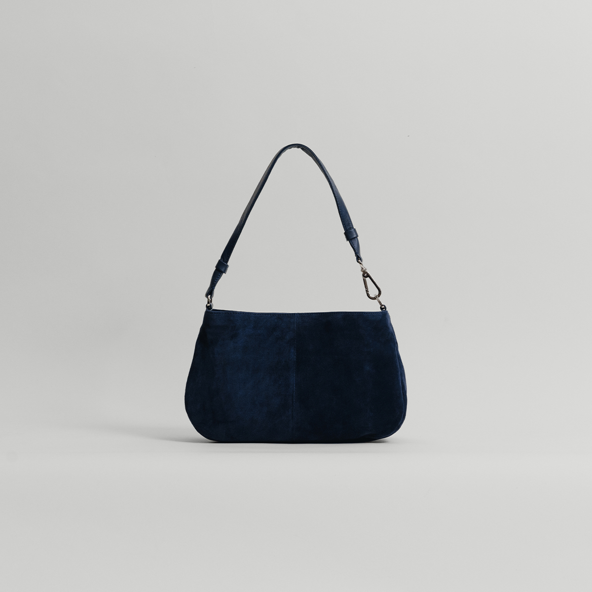 TOUT Y EST トゥティエ　ブドゥミニバック　ネイビー SAC BOUT MINI BLACK – TOUT Y EST JP