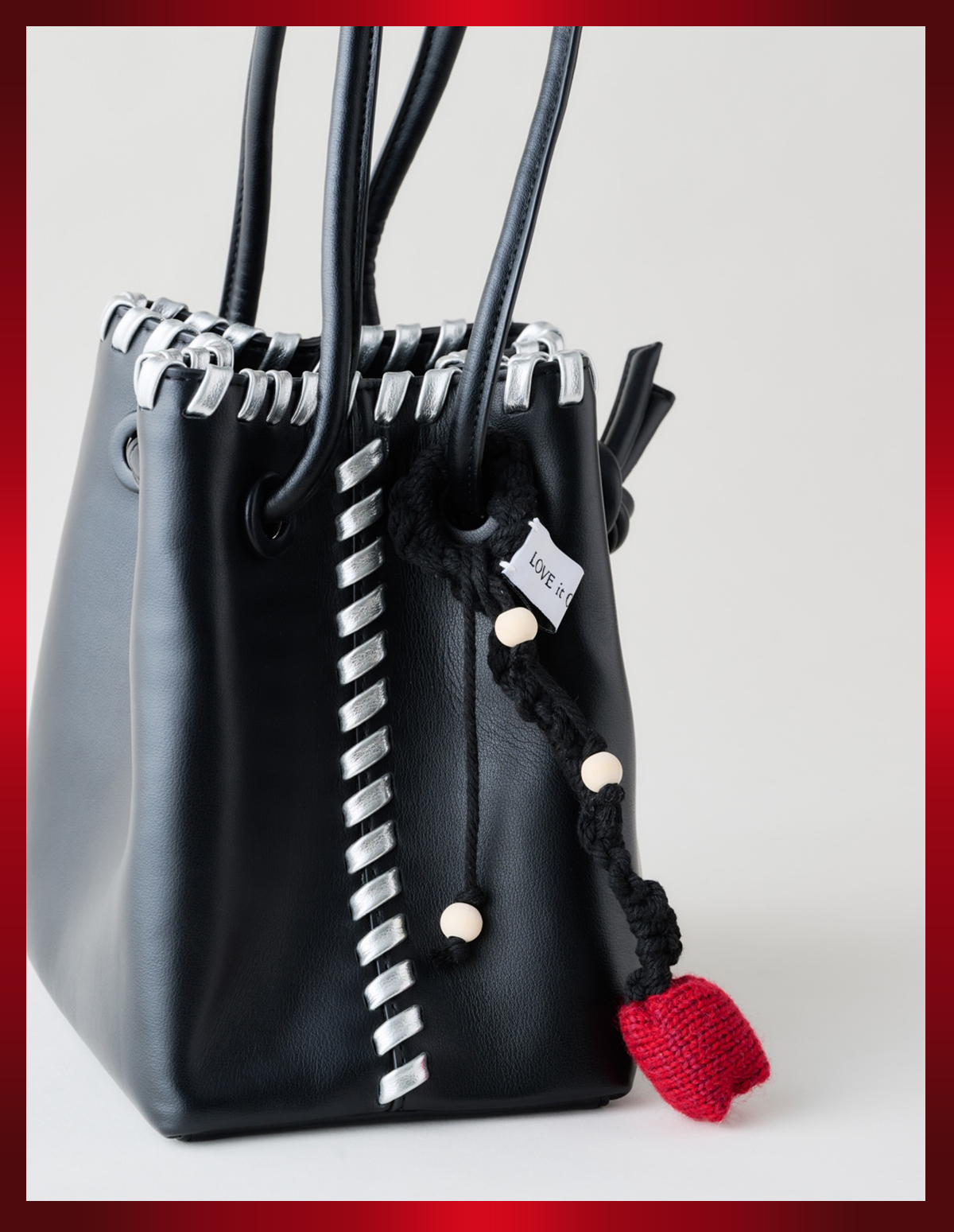 チャーム ¥15,400／Love It Once More（オンラインストア「Numero COLSET」で販売中）