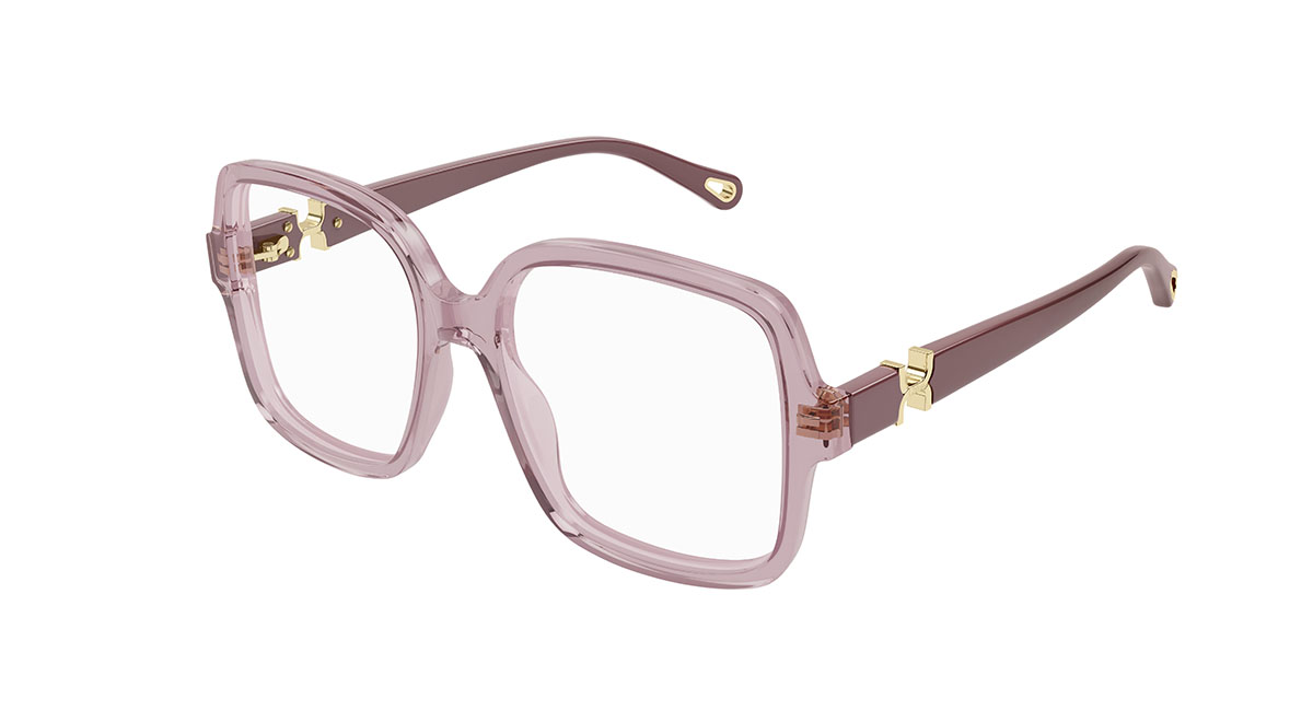 メガネ￥52,800／Chloé（ケリング アイウエア ジャパン カスタマーサービス 0800-600-5024）