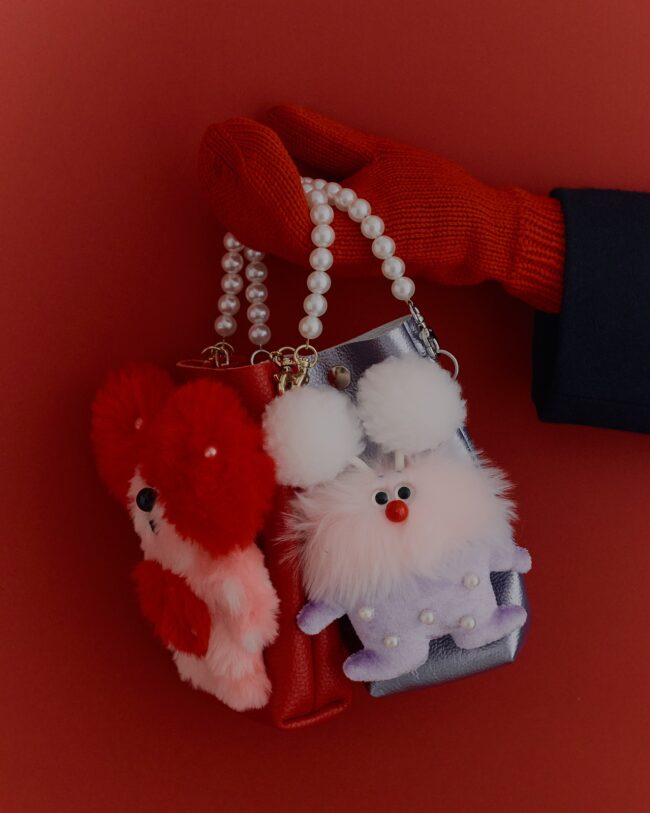 2WAY スーパーファンシーラブポシェット(ショルダーチェーンストラップ付)各¥28,600/Super Fancy Love Pop