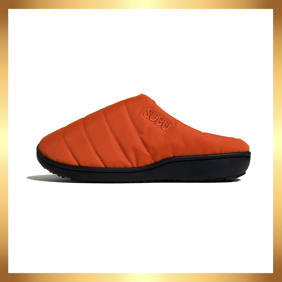 サンダル　NANNEN F-LINE ORANGE　¥7,480／SUBU（スブ https://www.subu2016.com/）