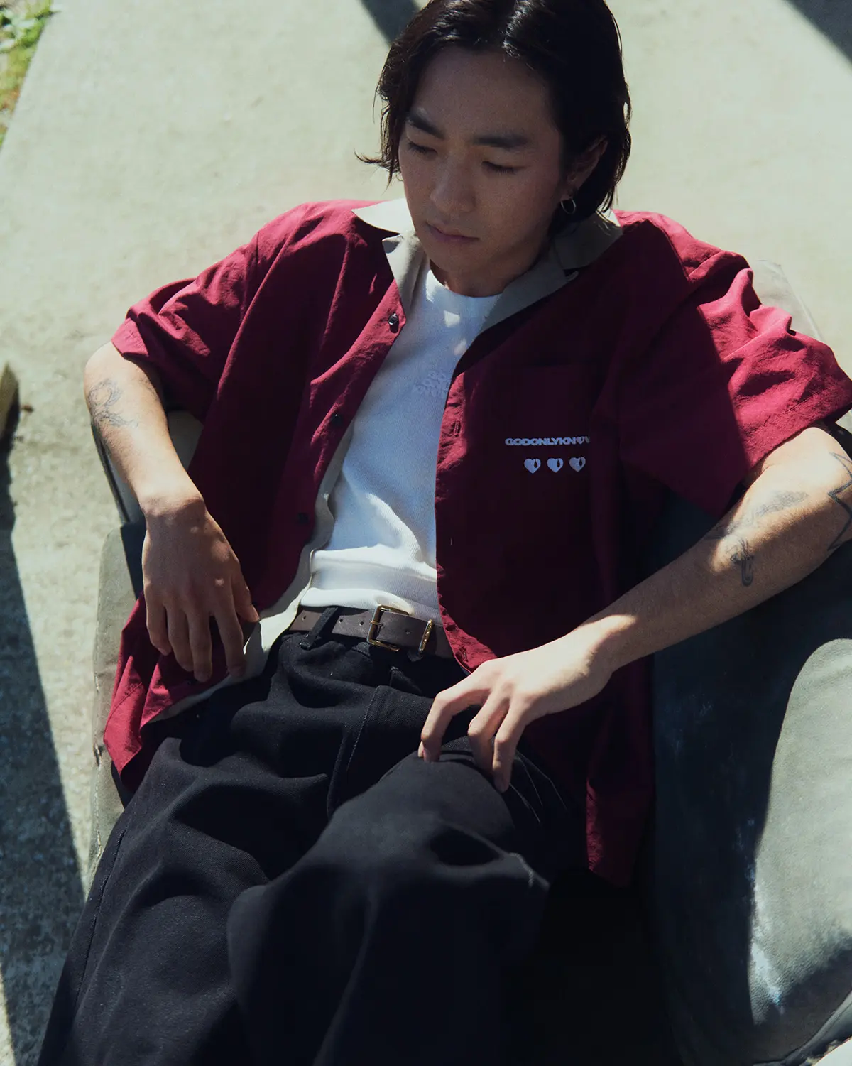 新品❣️岩田剛典GODONLYKN♡WSトレーナーＭ　バーガンディ 岩田剛典ディレクターの「ゴッド オンリー ノウズ」2026年春夏