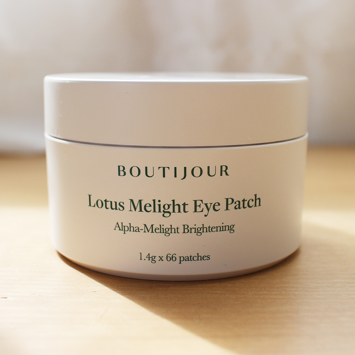 【エディターの自腹買い】売り切れ続出？密かに注目を集める目元ケア「ブティジュール」のアイパッチ