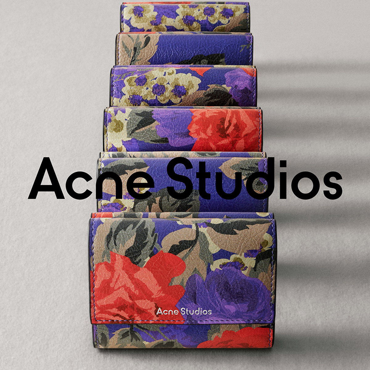 最強開運日に迎えたい！ 「アクネ ストゥディオズ」が新作ウォレット