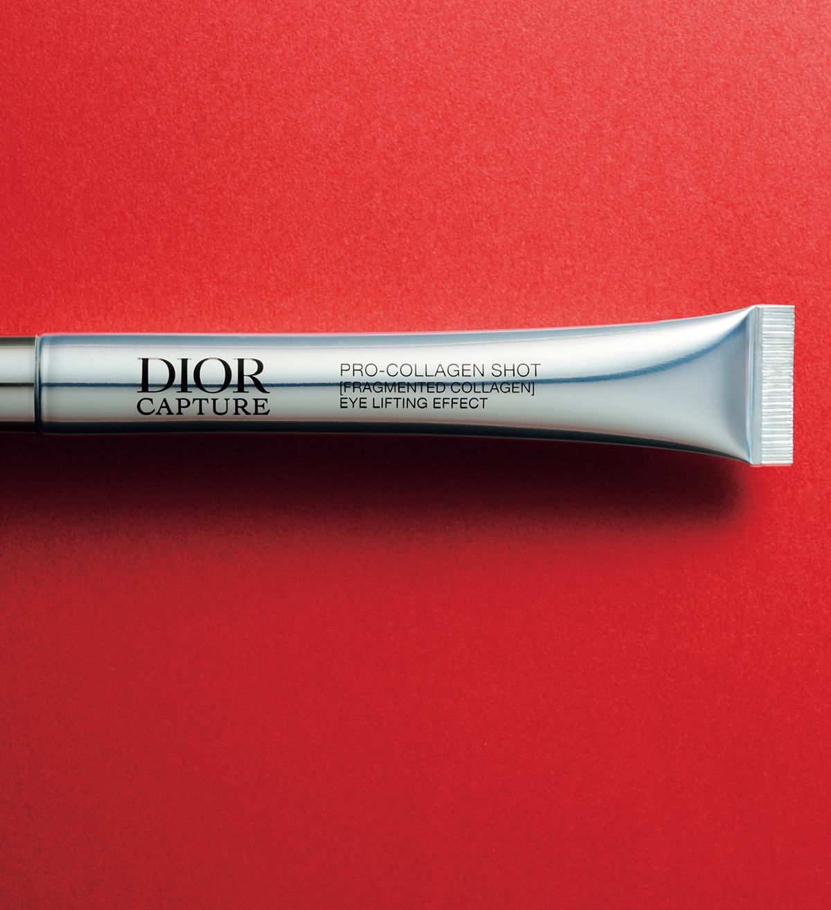 ディオール カプチュール プロ コラジェンショット 
15ml ￥12,980／Dior（パルファン・クリスチャン・ディオール）