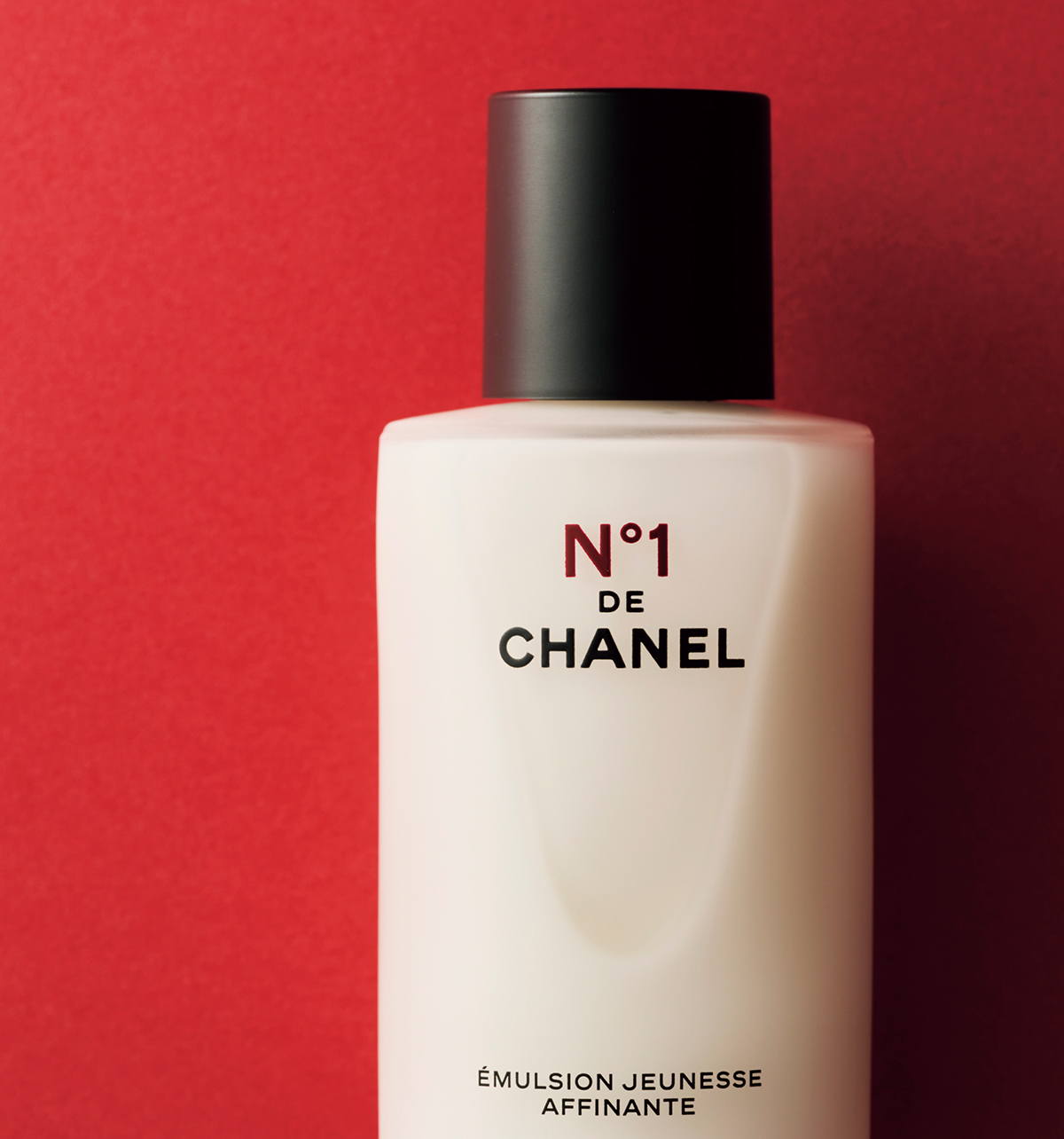 エマルジョン Nº1 ドゥ シャネル
100ml ￥19,910／Chanel（シャネル）