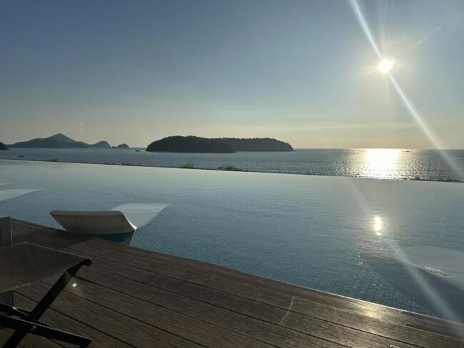 インフィニティプール